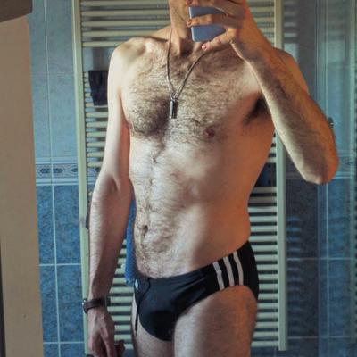 hornyinsportgear90