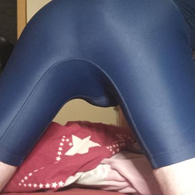 fan2lycra@hotmail.com