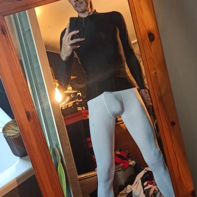 fan2lycra@hotmail.com